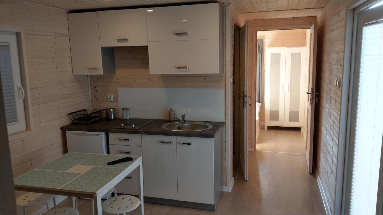 Kamien Baltyku Domki Debina  Exterior foto